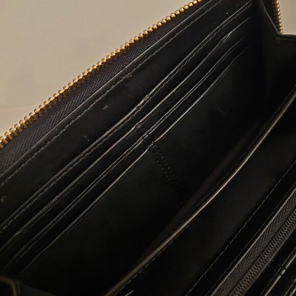 Coach Ashley Black Leather Zip Around Clutch Accordion Wallet Measures 8" x 4" - Picture 7 of 13